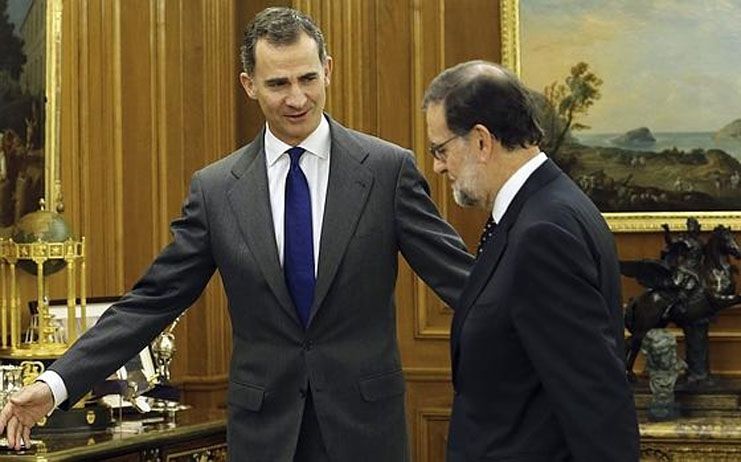 Rajoy jura el cargo de presidente ante Felipe VI