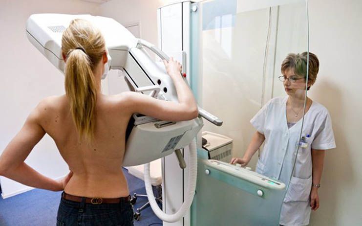 El Gobierno de Castilla-La Mancha reitera que todos los informes de las mujeres que se hicieron mamografías en el centro de Talavera de la Reina que cerró el 31 de mayo están notificados