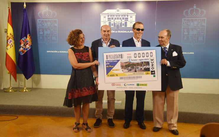 Latre resalta la labor social y de promoción turística que lleva a cabo la ONCE en nuestra provincia