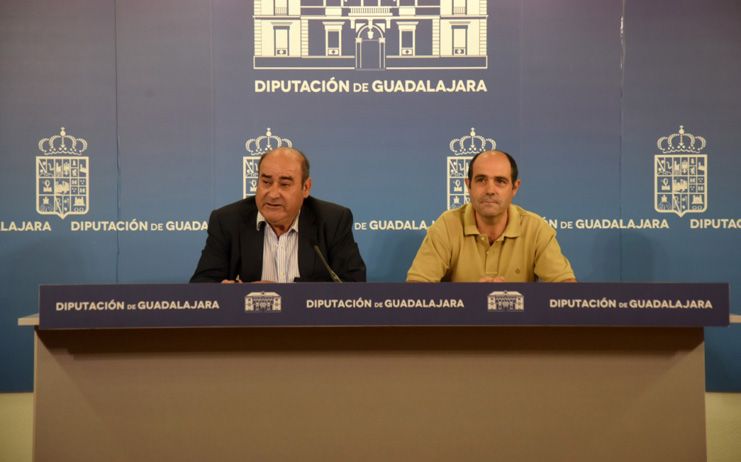 La Diputación de Guadalajara ha atendido a una veintena de pueblos con cisternas de agua potable en lo que va de año