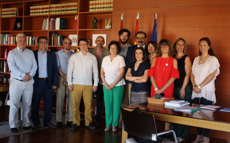 El Gobierno regional destaca la ampliación de las colaboraciones para el fortalecimiento de los derechos de los consumidores