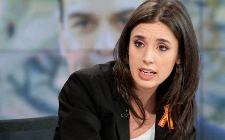 Montero desconoce las supuestas presiones de Podemos a periodistas y carga contra los medios
