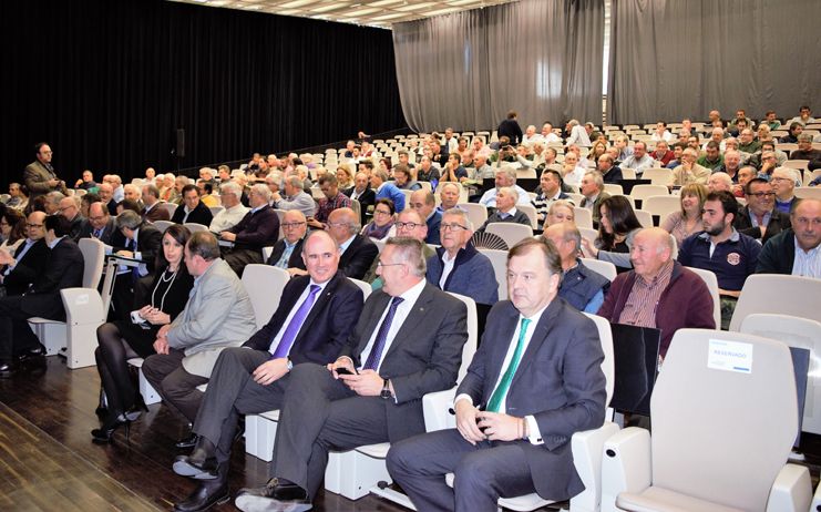 Carlos de la Sierra destaca el compromiso conjunto de Globalcaja y Asaja por el sector agrario y ganadero de la región