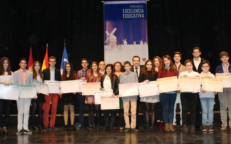 El Ayto Criptana promoverá ayudas para alumnos que finalicen estudios superiores y se establezcan como autónomos en la localidad