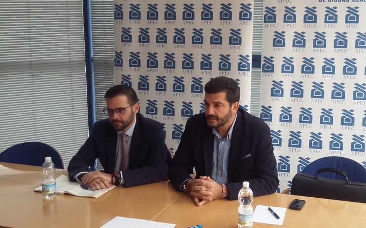 La junta directiva de APEC se reúne con el vicepresidente de infraestructuras de la Diputación de Ciudad Real