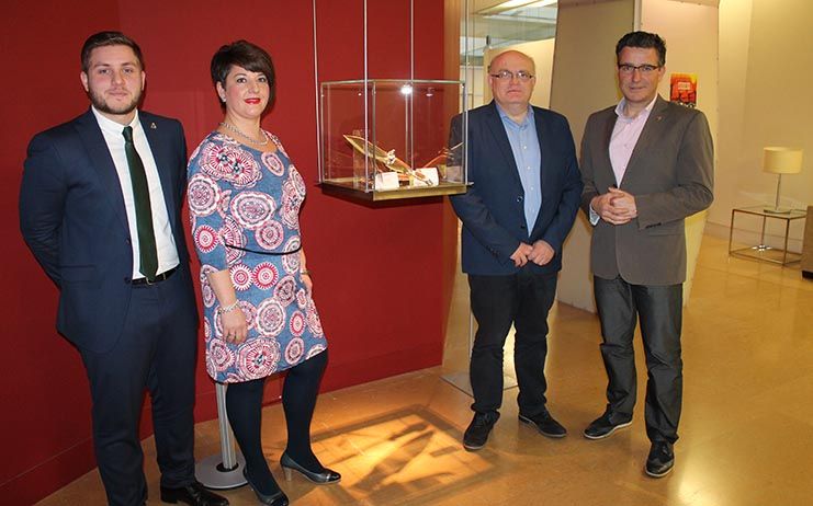 El Gobierno regional y APRECU celebran el desbloqueo del proceso de protección del cuchillo y la navaja de Albacete