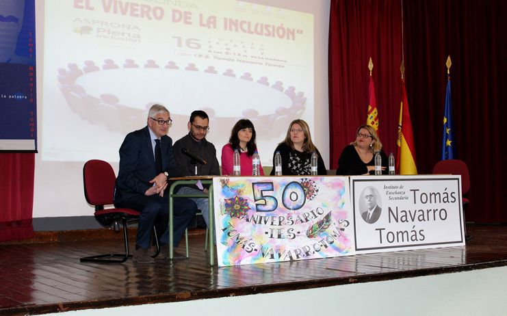 Alberto Reina asiste a la mesa redonda 'El vivero de la inclusión' organizada por Asprona, Amiab y Afaeps