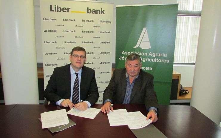 ASAJA Albacete y Liberbank se unen facilitar los trámites de las solicitudes de la PAC a agricultores y ganaderos de la provincia