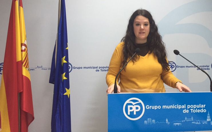 Peces: “Si Tolón no dedicara el tiempo a jugar a la petanca y si a trabajar, podría buscar soluciones al amianto”
