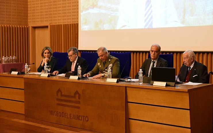 Homenaje al acedémico José Miranda Calvo con motivo de su centenario