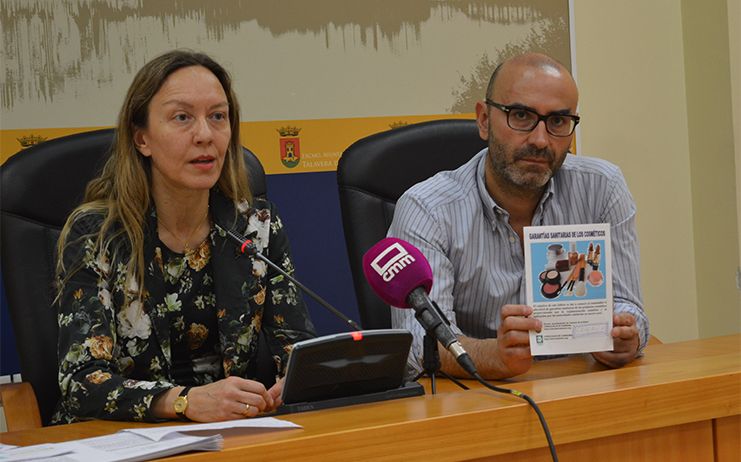 Álvarez presenta una campaña sobre los peligros de usar cosméticos ilegales y  falsificados