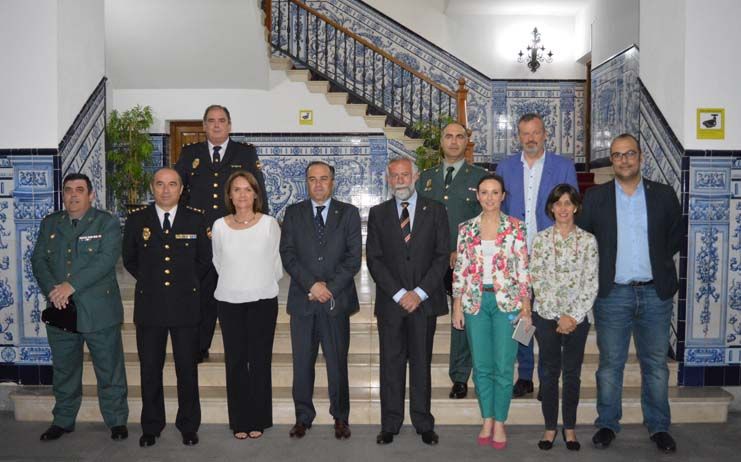 El alcalde avanza que 250 efectivos diarios velarán por la seguridad de talaveranos y visitantes durante las Ferias de San Isidro