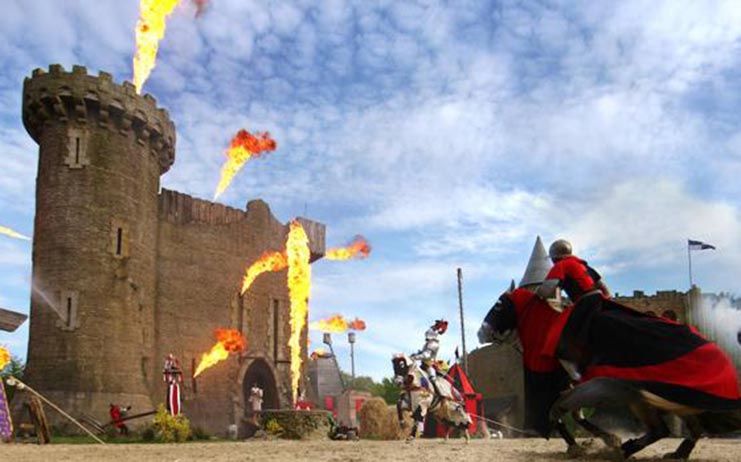 El presidente de Fedeto y la presidenta de la Cámara de Comercio visitarán este mes en Francia el parque Puy du Fou