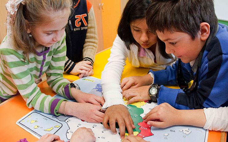 Los 330 alumnos ciegos de Castilla-La Mancha que se incorporan a las aulas piden accesibilidad total en las nuevas tecnologías docentes