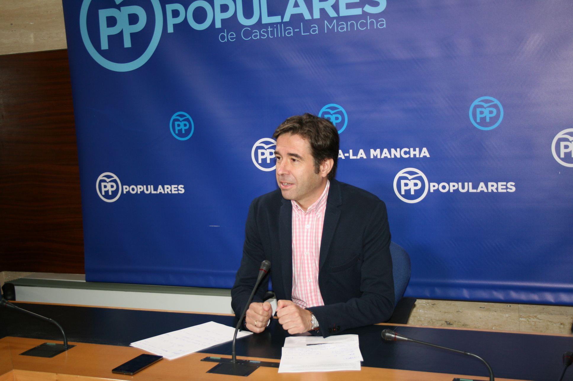 Robisco señala que Page es maestro y modelo de Sánchez por su pacto con los populistas en Castilla-La Mancha