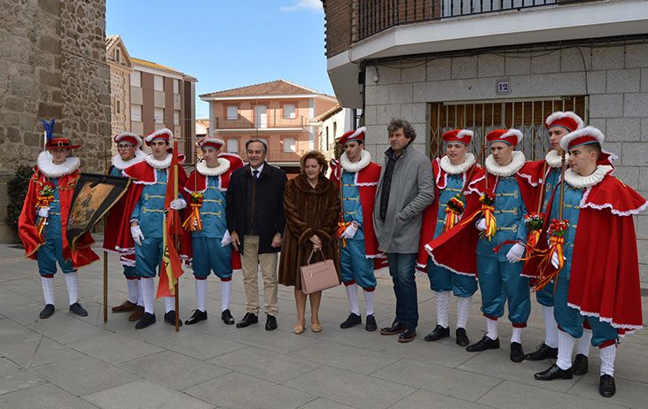 Gregorio destaca la importancia de apoyar, cuidar y conservar las tradiciones, algo que es fundamental en el proyecto de Paco Núñez