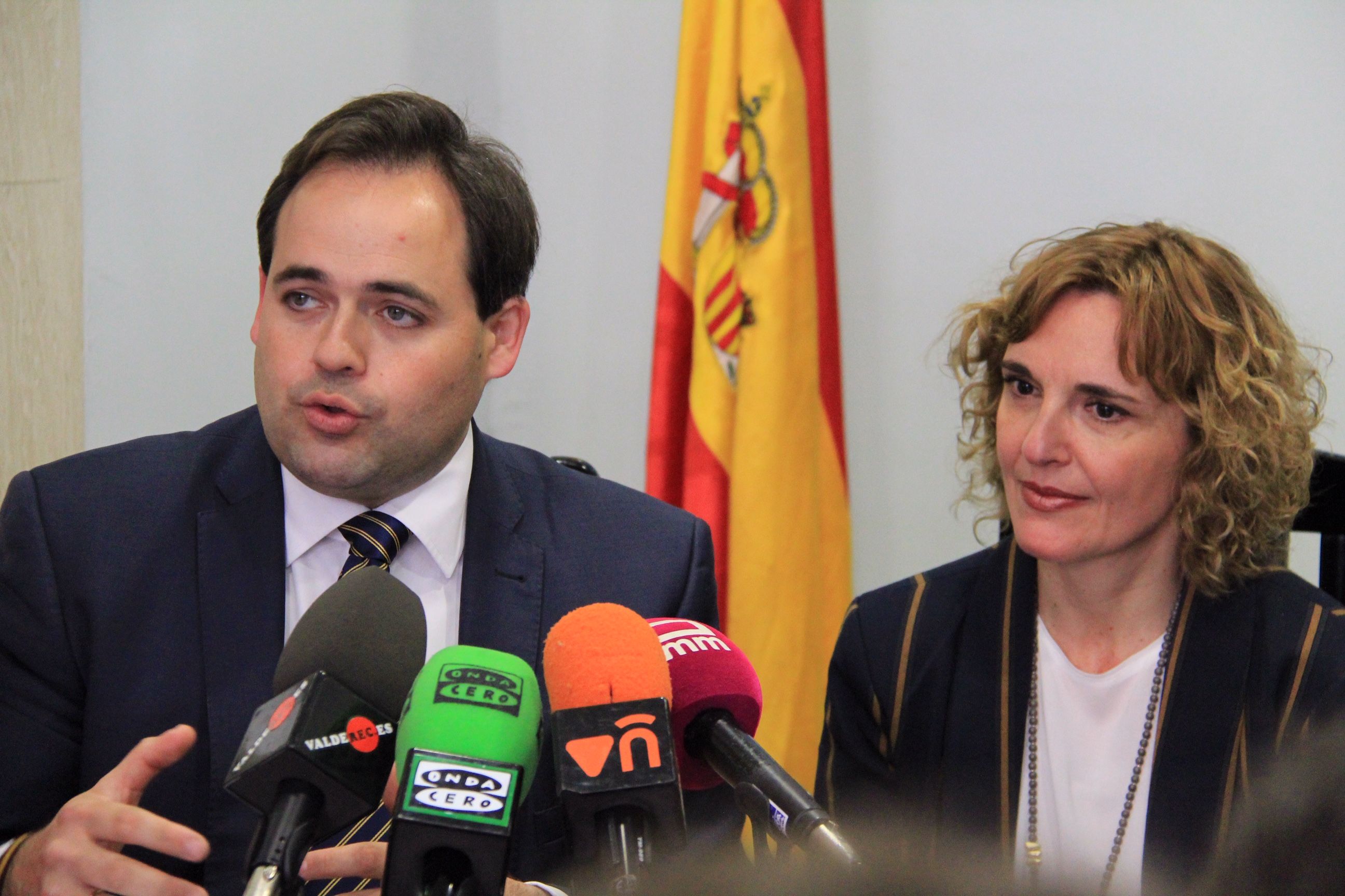 Núñez sostiene que Tercero es la persona ideal para conseguir que Valdepeñas vuelva a ser un referente agrícola y económico de Castilla-La Mancha