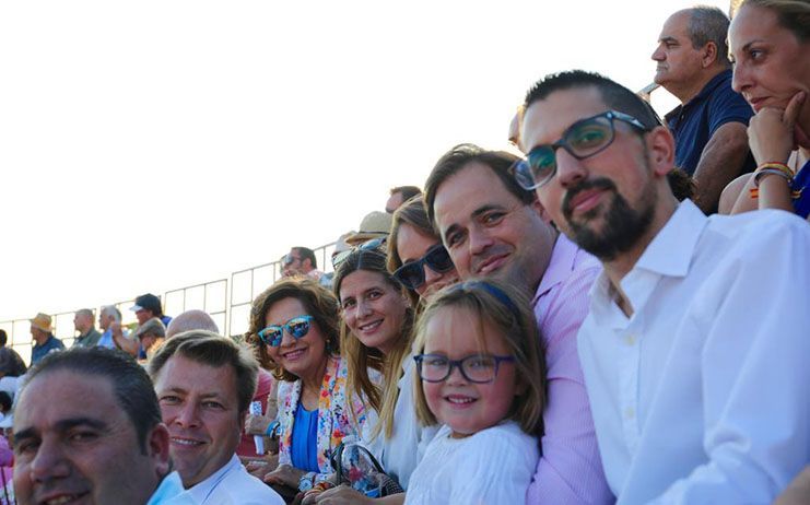 Núñez defiende en Escalona la relevancia de las tradiciones y los festejos taurinos