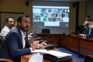 El Gobierno regional reconoce a diferentes entidades, asociaciones, empresas y particulares del ámbito de la Consejería de Desarrollo Sostenible por sus actuaciones frente al COVID-19