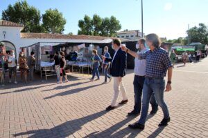 'Los Invasores' recuperan parte de la normalidad y superan los 100 puestos, con el apoyo de voluntarios de Cruz Roja