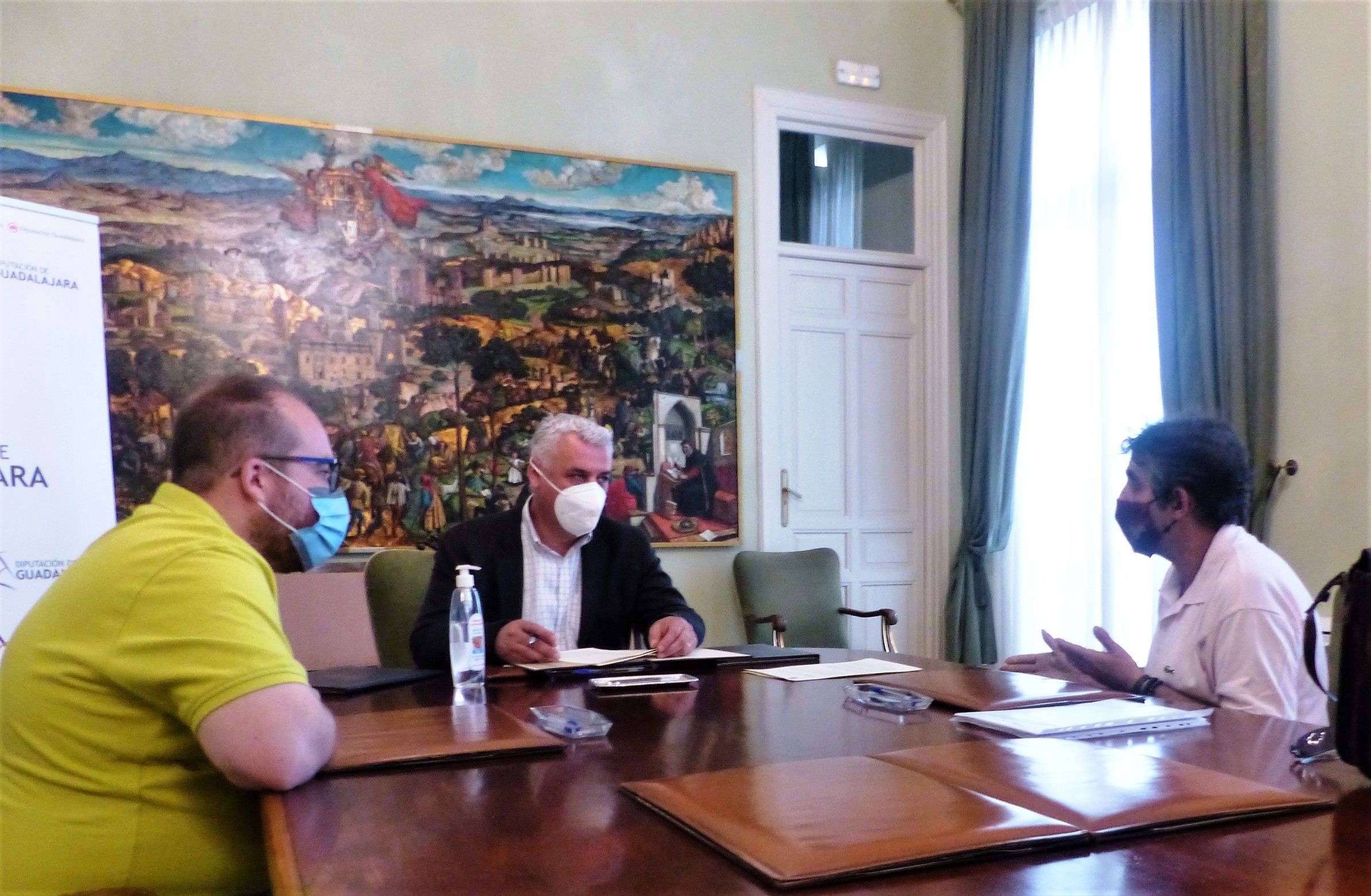 La Diputación apoya a los artesanos de Guadalajara para organizar ferias cuando el COVID lo permita