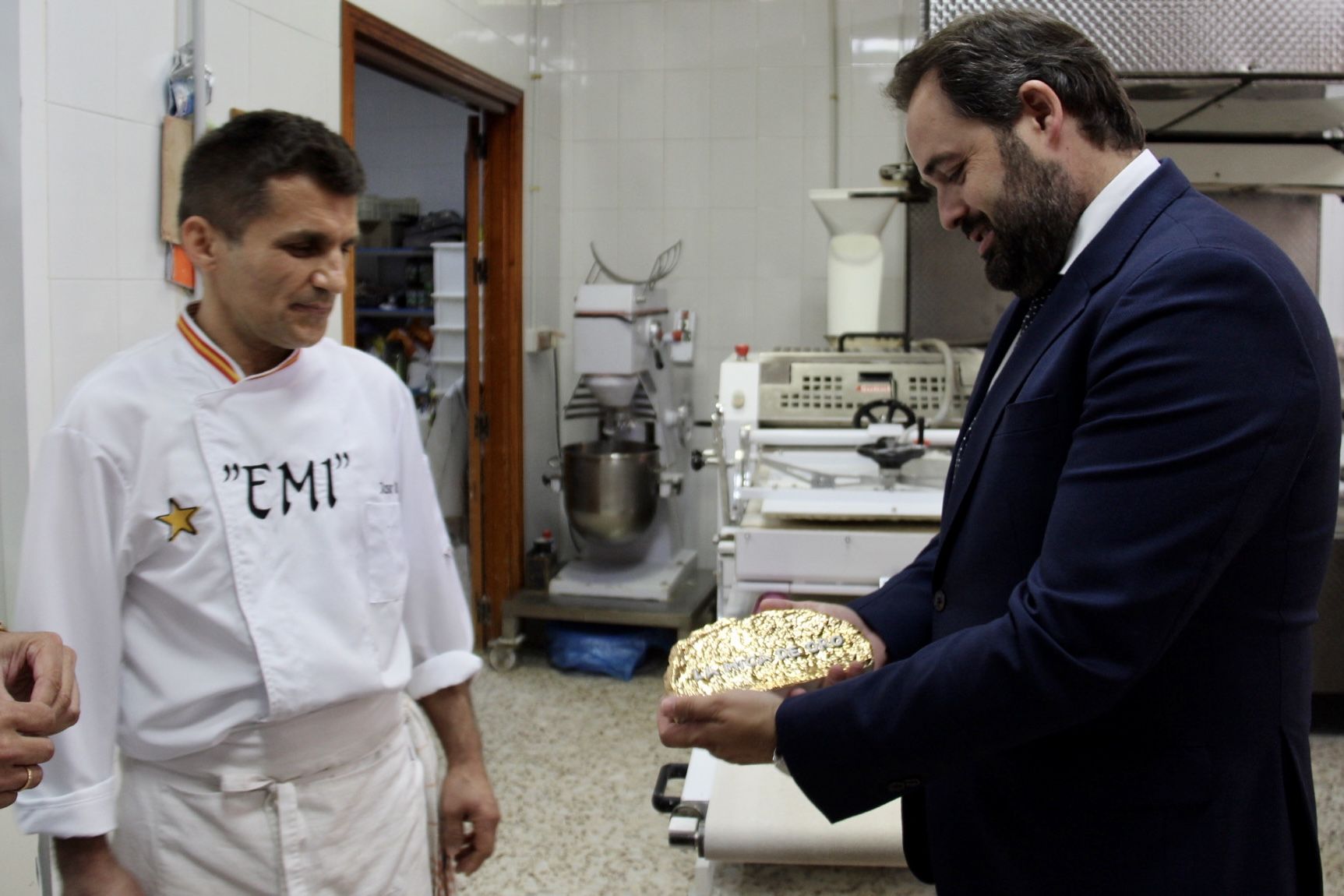 Núñez pide a Page que esta tarde aclare si apoyará la propuesta del PP para eliminar los impuestos a las gasolinas