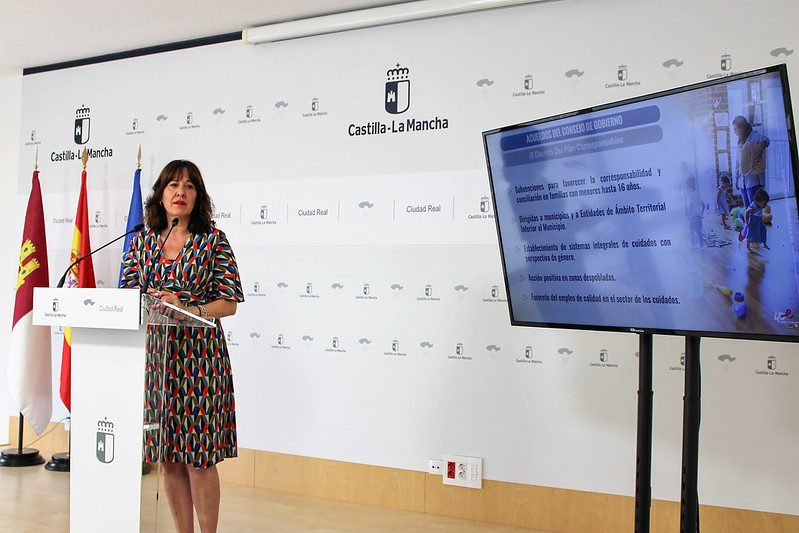 El Gobierno de Castilla-La Mancha aprueba casi 14 millones para la III edición del Plan Corresponsables, al que se han adherido 657 municipios