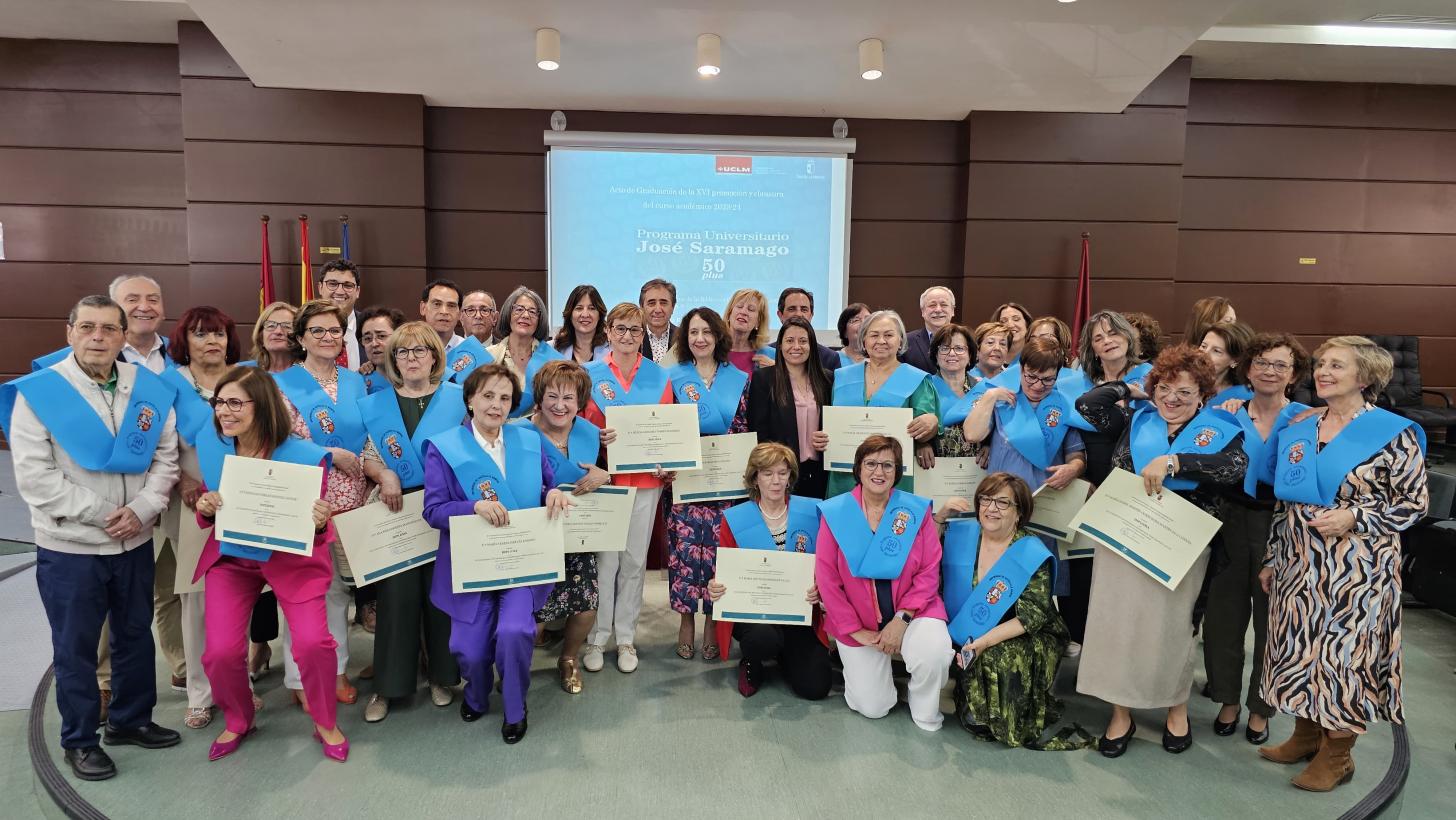 El Gobierno regional felicita a los graduados del curso académico 2023-2024 del Programa Universitario 'José Saramago' 50 plus de la UCLM