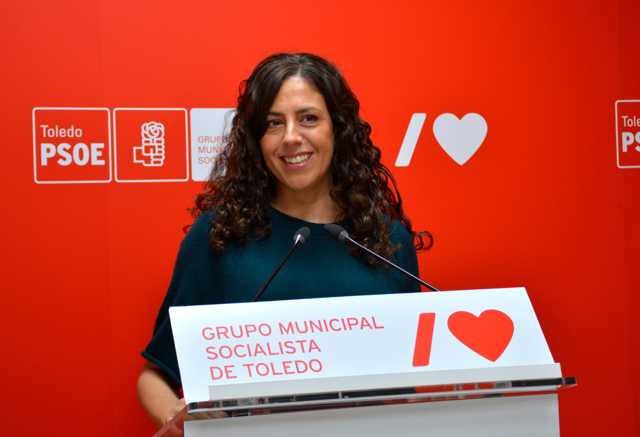 De la Cruz: ¿Qué se puede esperar de un alcalde que no sabe gestionar una simple licencia de obra?