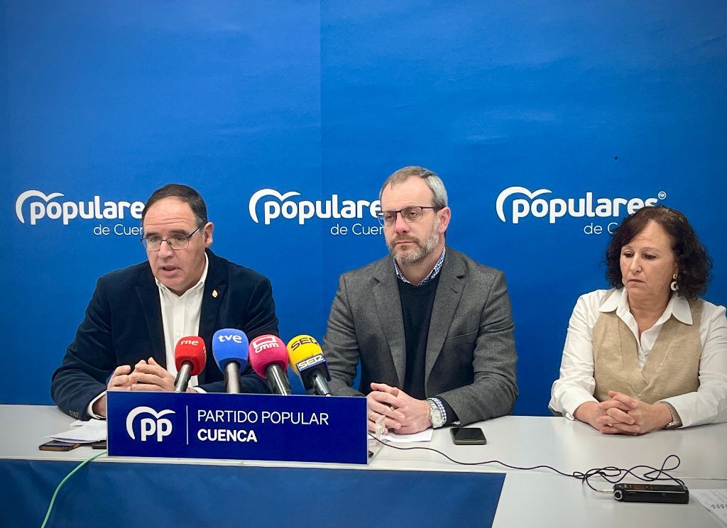 El PP pide la suspensión de la actividad del macrobasurero de Almonacid y que se depuren “responsabilidades administrativas y políticas”