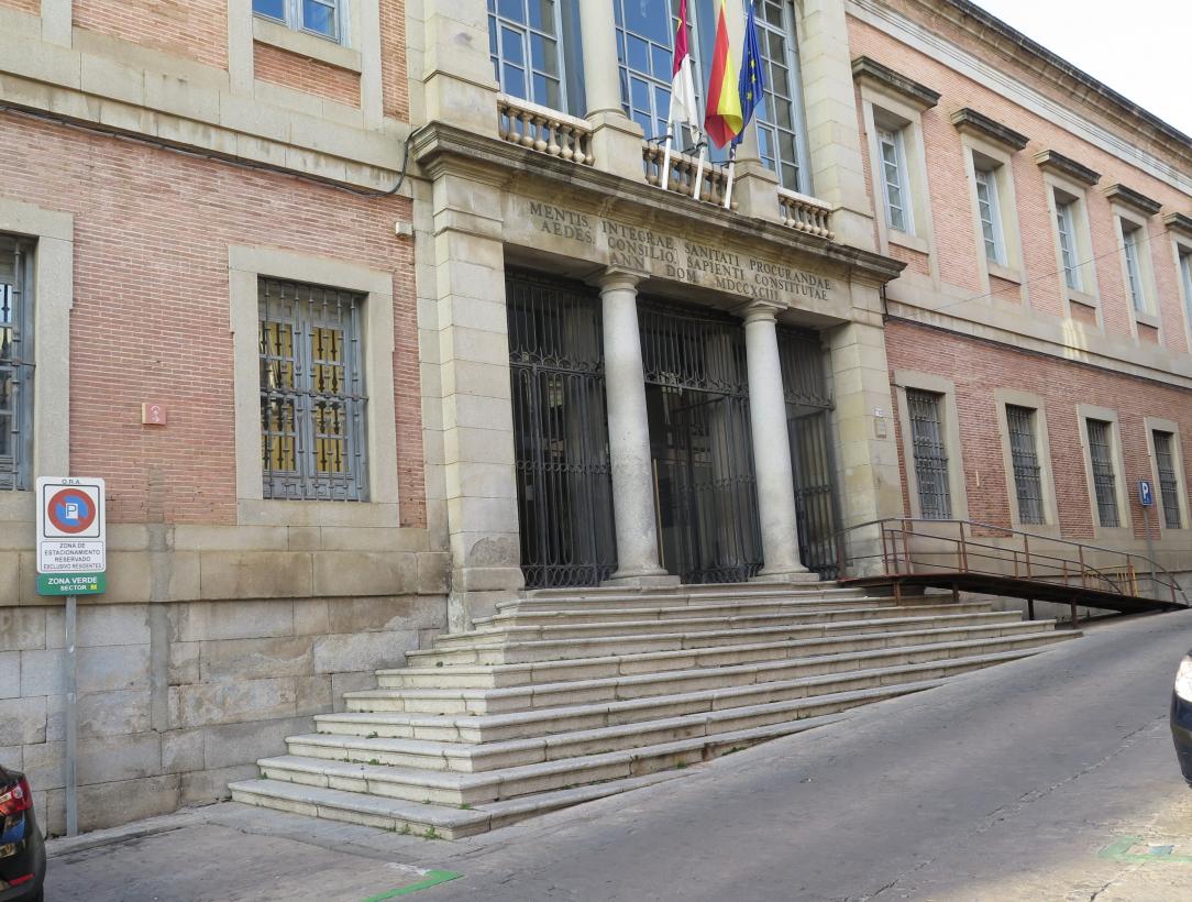 Castilla-La Mancha es la comunidad autónoma que más ha reducido su deuda pública en término anual y trimestral