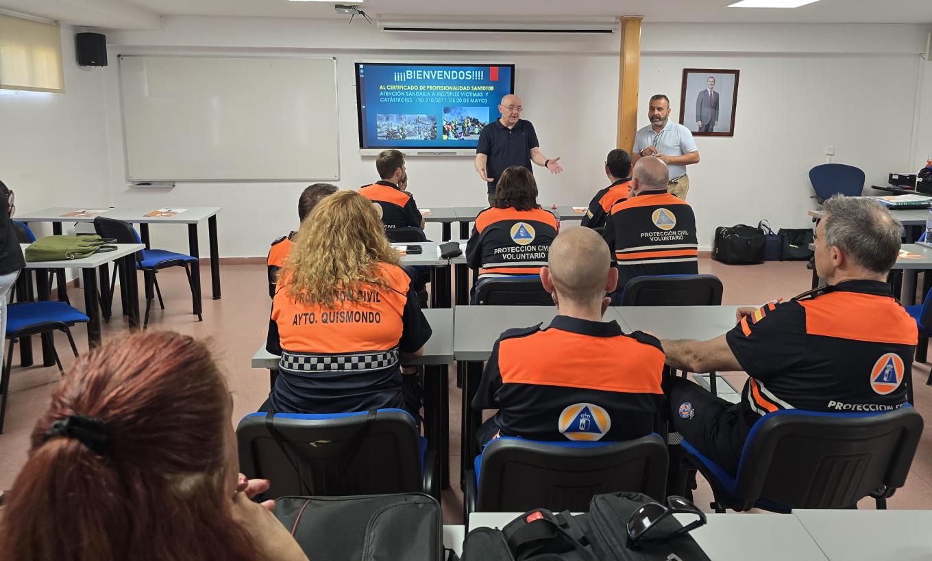 Un total de 44 voluntarios de Protección Civil de la región se forman en técnicas de apoyo psicosocial y en la lucha contra la violencia de género