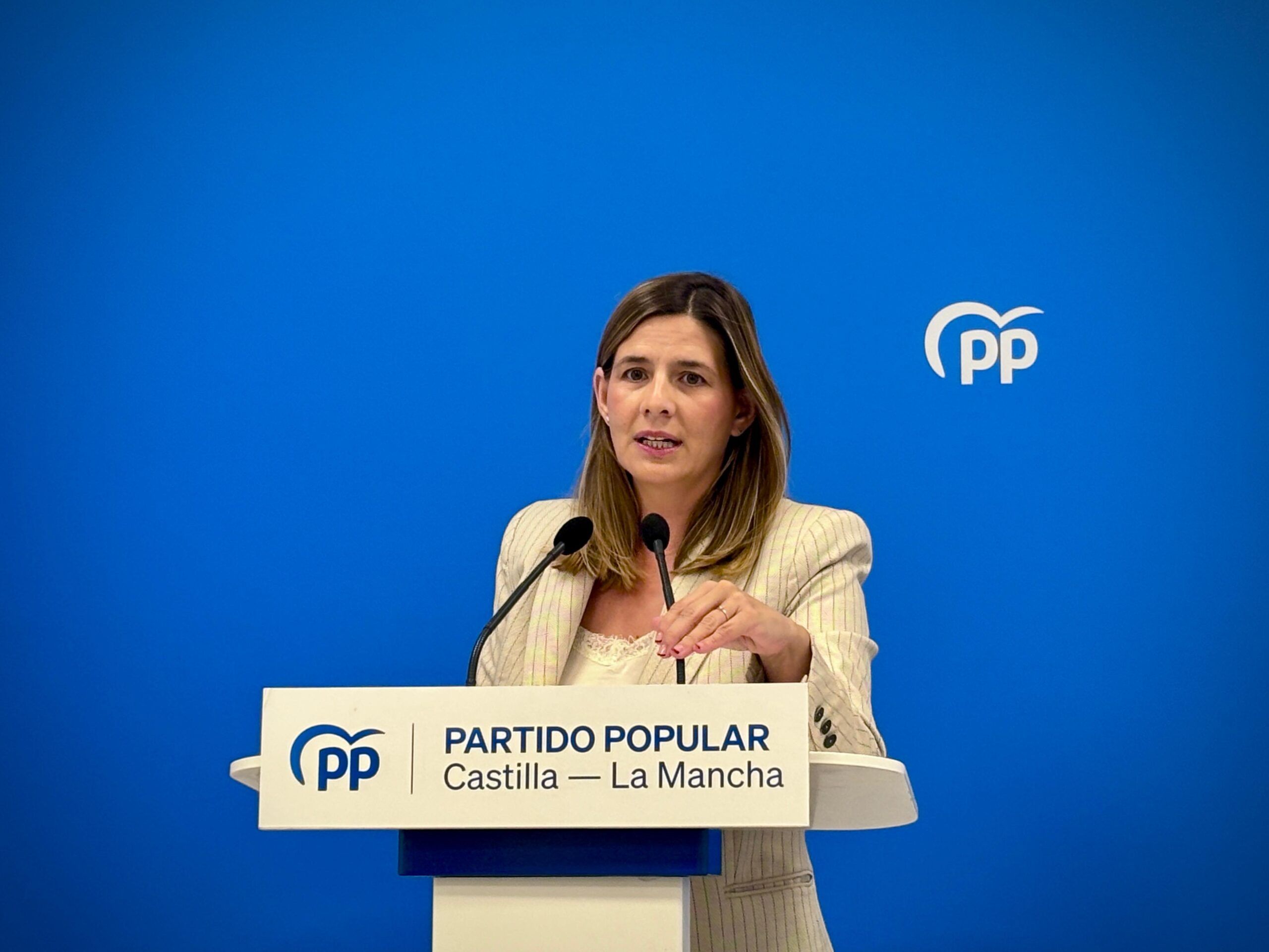 Agudo asegura que la estrategia de confrontación de Page 