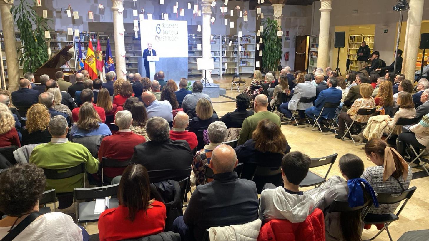 El Gobierno regional celebra el Día de la Constitución poniendo en valor el papel de las autonomías en la consolidación del Estado de Bienestar