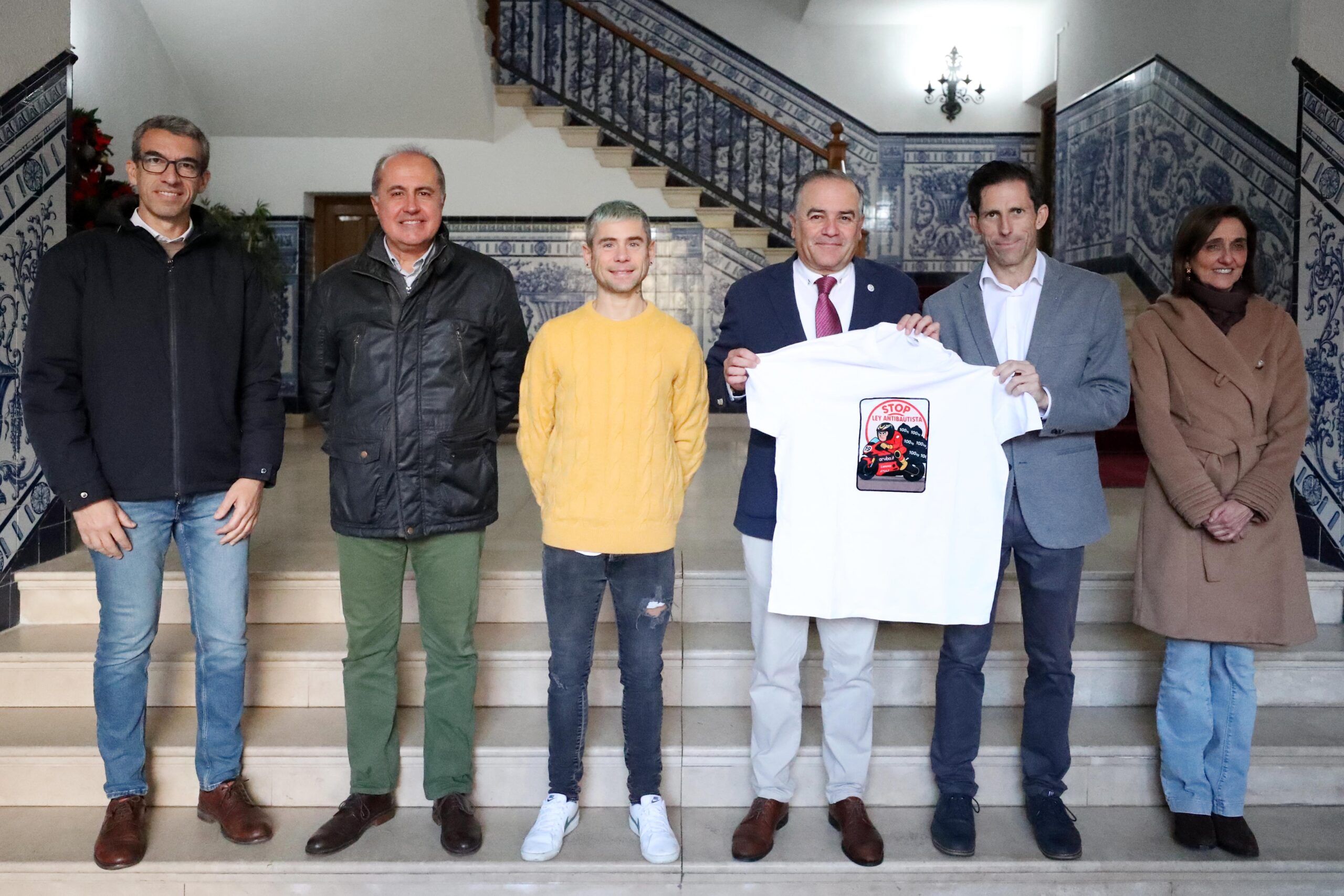 El alcalde apoya a Bautista en su campaña contra la normativa del peso mínimo en Superbikes