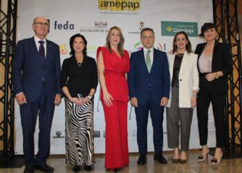 Manuel Serrano felicita a Amepap por su XXX aniversario y agradece su labor incansable a favor del enorme talento, la iniciativa y el liderazgo femenino que existe en Albacete