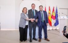 El Gobierno regional ensalza el consenso y el acuerdo tras la firma del convenio que va a permitir la remodelación de la estación de autobuses de Toledo