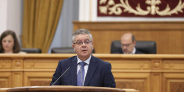 Moreno denuncia que el Gobierno de Page pierde una oportunidad “clave” para proteger a los consumidores, especialmente en el ámbito sanitario
