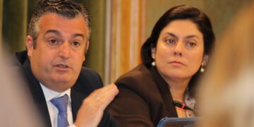 El PP actúa con responsabilidad y saca adelante inversiones imprescindibles frente a la parálisis y el afán recaudatorio del Gobierno de Darío Dolz