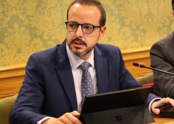 Juan Guadalajara denuncia la «incapacidad manifiesta» de Dolz con el POM tras no ser capaz ni de establecer un cronograma de plazos