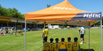 El torneo base del CF La Solana atrae a 500 niños y espera más de mil espectadores cada día