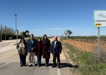 El PP pone en marcha las obras de la carretera TO-2875 en Villanueva de Alcardete y acaba con 20 años de desidia del PSOE