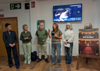 Fotografía y danza se unen en una exposición colectiva con cerca de 200 imágenes