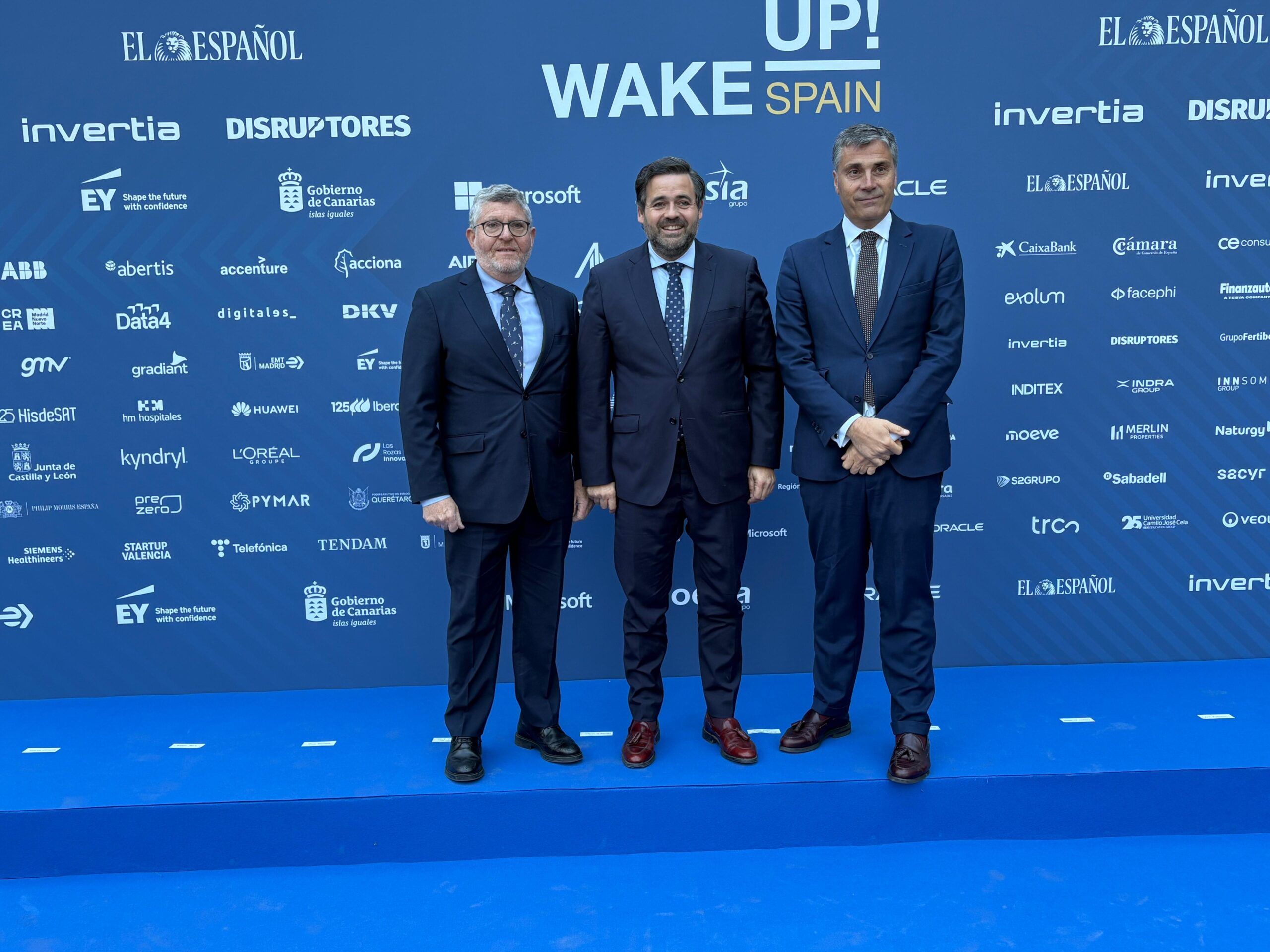 Núñez recuerda que Page tiene ocho diputados en el Congreso que pueden acabar con la legislatura de Sánchez cuando él quiera