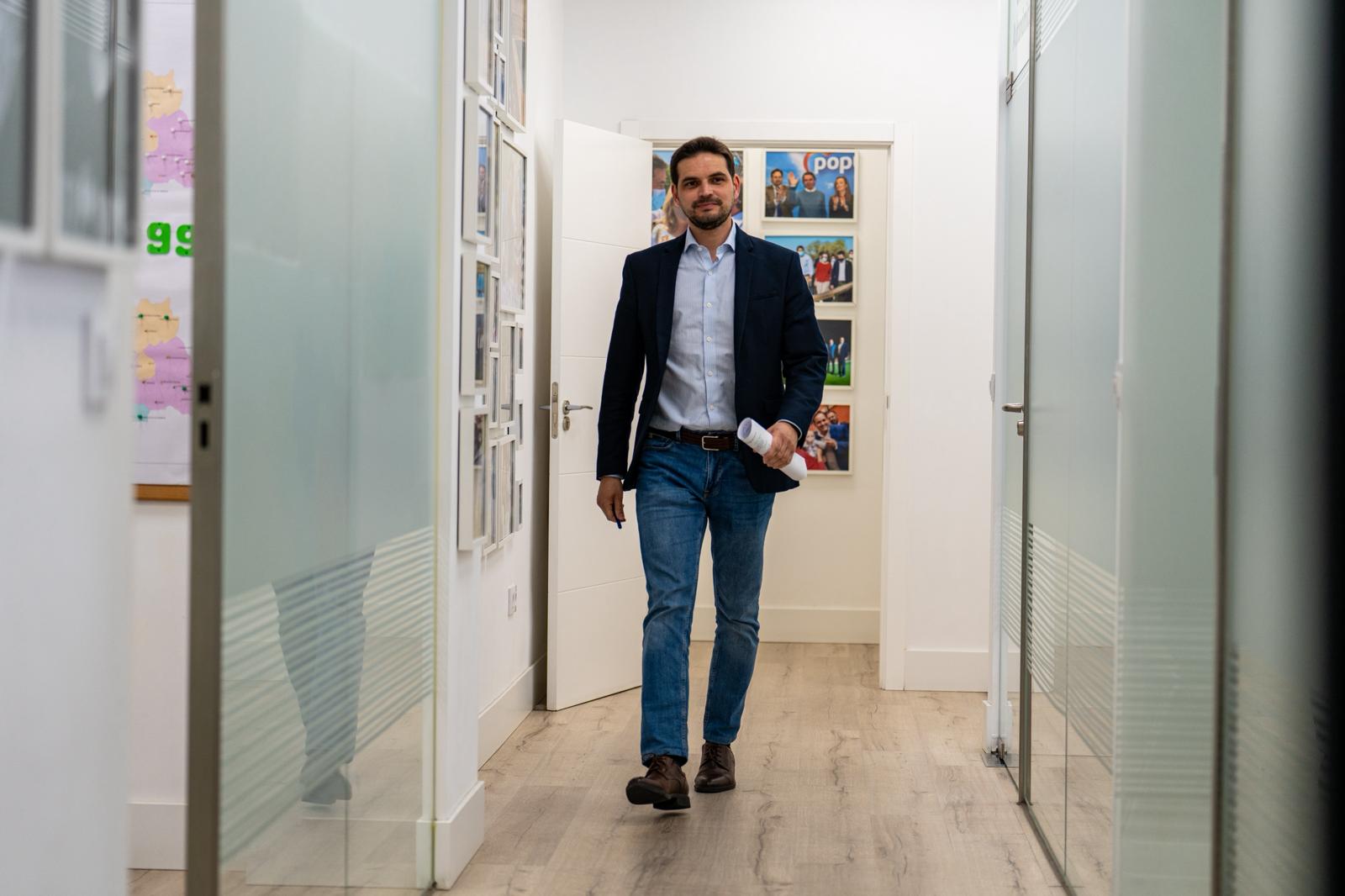 Serrano subraya que Page mantiene la inflación acumulada más alta del país y no hará nada para paliar la escalada de precios recrudecida por la guerra de Irán