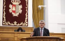 Godoy destaca que el Gobierno de Page impulsa una ley para proteger a las personas consumidoras de CLM