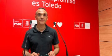 El alcalde deja sin respuesta a las familias que denunciaron hormigas en la comida en el último campamento urbano