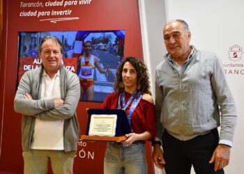 Recepción a la deportista taranconera Almudena de la Ossa