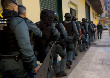 La Guardia Civil detiene a cuatro personas en el País Vasco por estafar más de 400.000 euros invertidos en criptoactivos