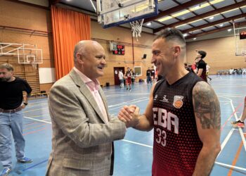 Villaescusa anima al equipo EBA a “seguir disfrutando del baloncesto”, tras no conseguir el ascenso a Tercera FEB